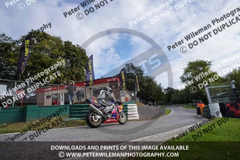 cadwell no limits trackday;cadwell park;cadwell park photographs;cadwell trackday photographs;enduro digital images;event digital images;eventdigitalimages;no limits trackdays;peter wileman photography;racing digital images;trackday digital images;trackday photos